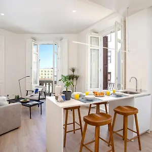 https://apartamentos-cisneros-by-rent-me.es-andalucia.com